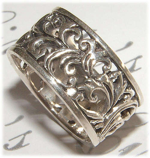 STUNNING FILIGREE DESIGN RANGE RING!