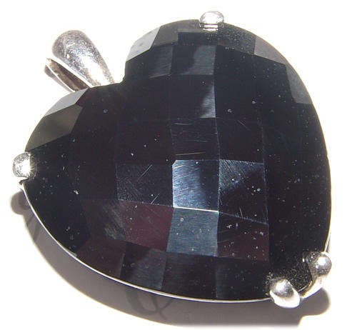 ***ABSOLUTELY FABULOUS!!!*** STUNNING  HEART PENDANT!