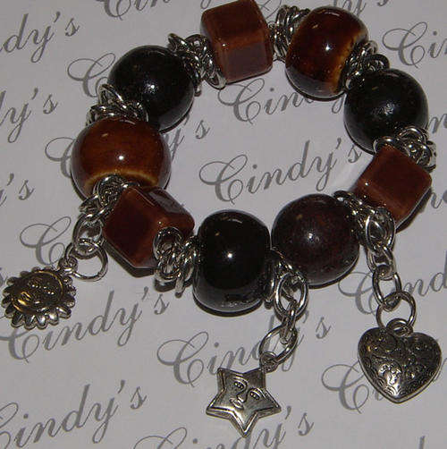 CHARMING  NATURAL STRETCHY BRACELET!