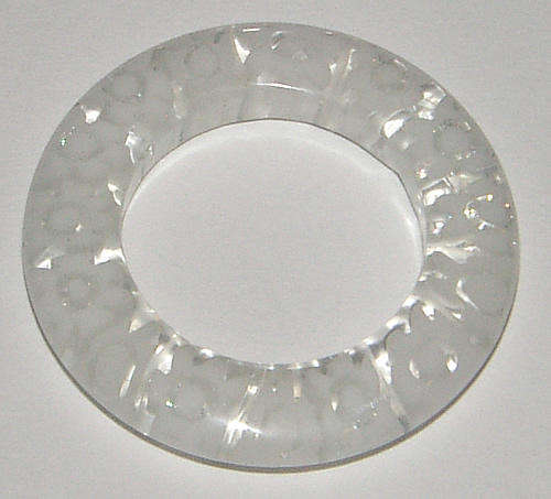 STUNNING MODERN GLASS PENDANT