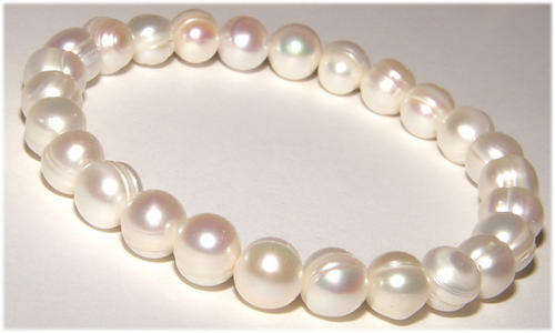 GENUINE CREAM TO WHITE PEARL BRACELET!