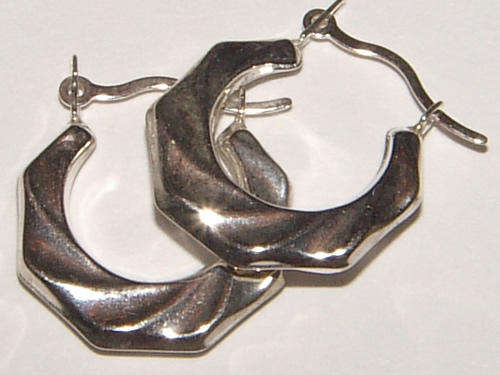 ***Feminine***Sterling Silver Silver Creole Hoop Earrings - PRETTY!!!