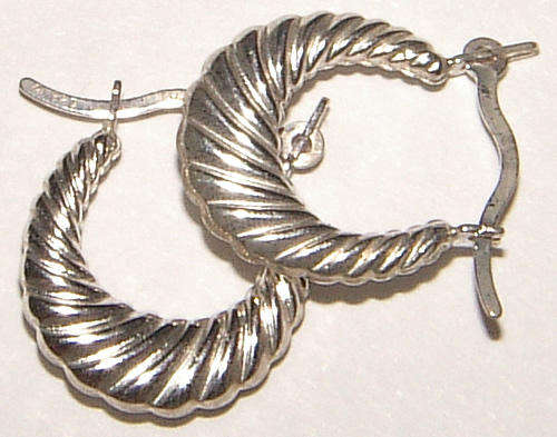 ***Feminine***Sterling Silver Silver Creole Hoop Earrings - PRETTY!!!