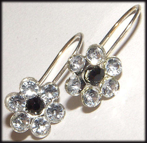 FASHION JEWELLERY --- DAINTY AND SWEET LUCITE BEAD EARRINGS!
