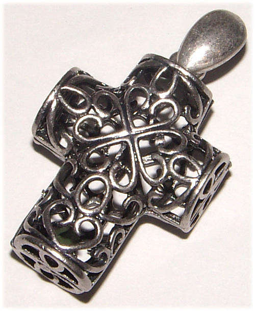 STUNNING  SILVER 3D CROSS PENDANT.