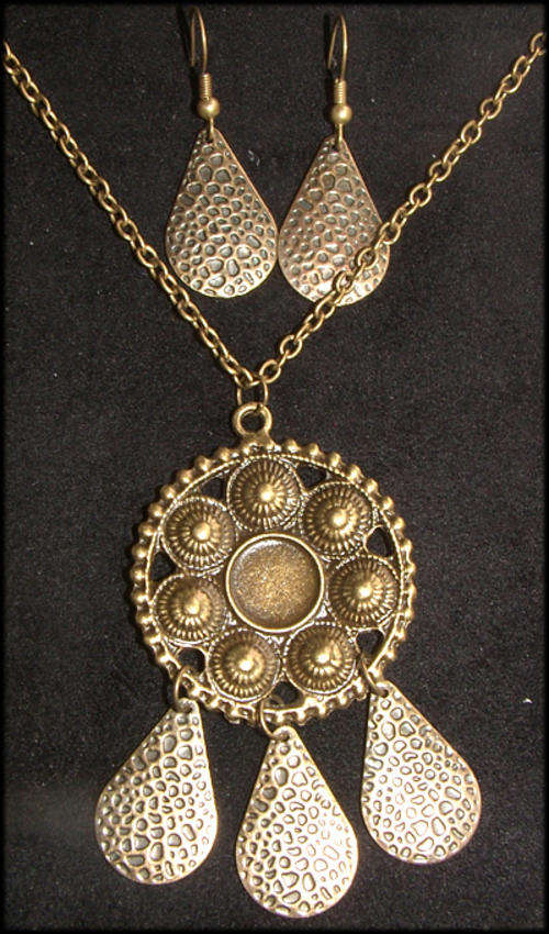 COPPER Necklace and Earrings Set!