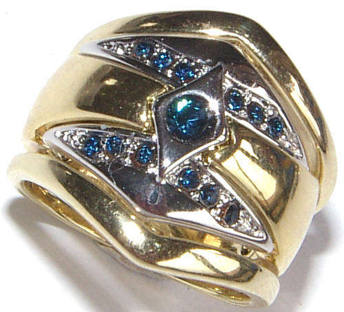 *** STUNNING*** DESIGNER INSPIRED LADIES RING SET!!!