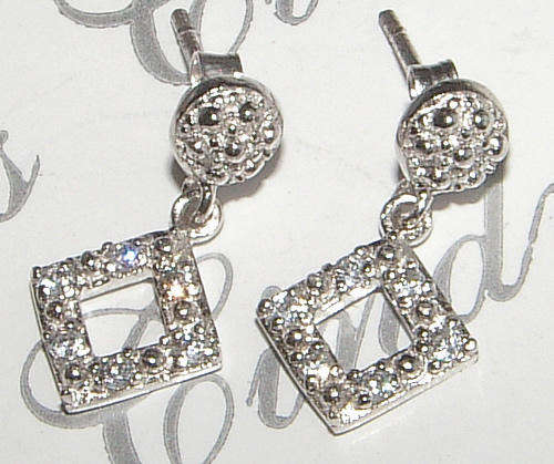 DIAMOND--- DANGLING EARRINGS