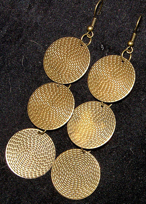 STUNNING DANGLING EARRINGS!