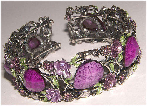 DESIGNER INSPIRED FANCY LADIES HINGED BANGLE!