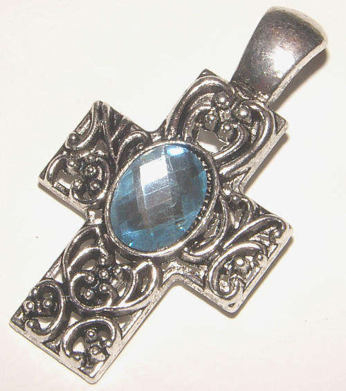 NEW COLOUR!!! STUNNING  SILVER FILIGREE CROSS PENDANT