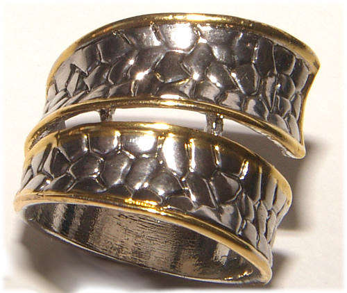***WOAW!!!*** GORGEOUS TWO-TONE DRESS RING - NEW!