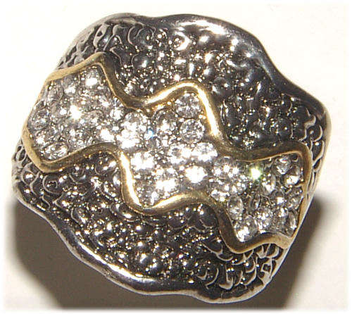 BEAUTIFUL RHINESTONE ENCRUSTED TWO-TONE DRESS RING - ***NEW***!