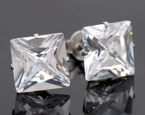 ***NEW!*** BEAUTIFUL STUD CUBIC ZIRCONIA FASHION EARRINGS!!!