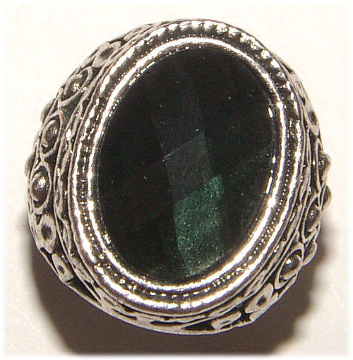 BEAUTIFUL BALI STYLE - OLIVE GREEN CHECKERBOARD  CUT - LUCITE DRESS RING - ***NEW***!