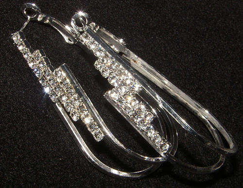 ***NEW!!!***NEW!!!***NEW!!!!***PRETTY RHINESTONE HOOP EARRINGS!!!