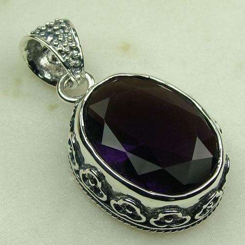 ***NATURAL GEMSTONES!!!***STUNNING NATURAL AMETHYST IN STERLING SILVER PENDANT!!!