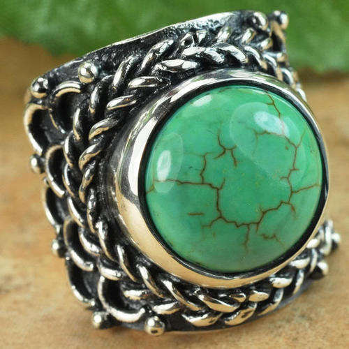 ***WOAW!***A RING THAT WILL REALLY KNOCK YOUR SOCKS OFF!!!