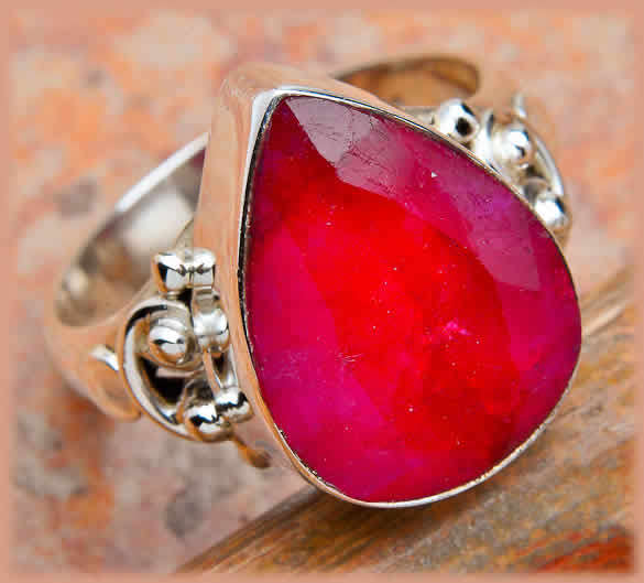 ***ABSOLUTELY FABULOUS*** NATURAL RUBY IN SOLID STERLING SILVER RING!
