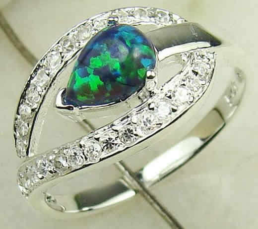 ***NATURAL GEMSTONES!!!***STUNNING NATURAL OPAL  IN STERLING SILVER RING!!!