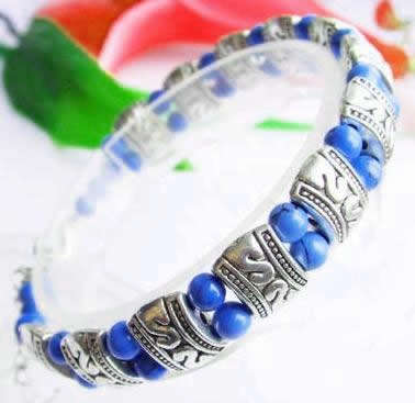 ***STUNNING DESIGN!!*** NATURAL JADE BRACELET!!