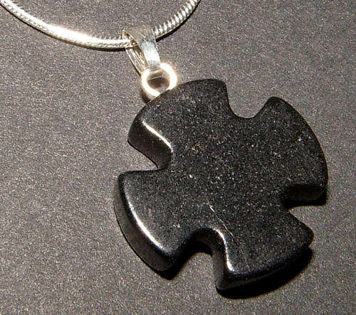 STUNNING NATURAL ONYX GEMSTONE PENDANT!!