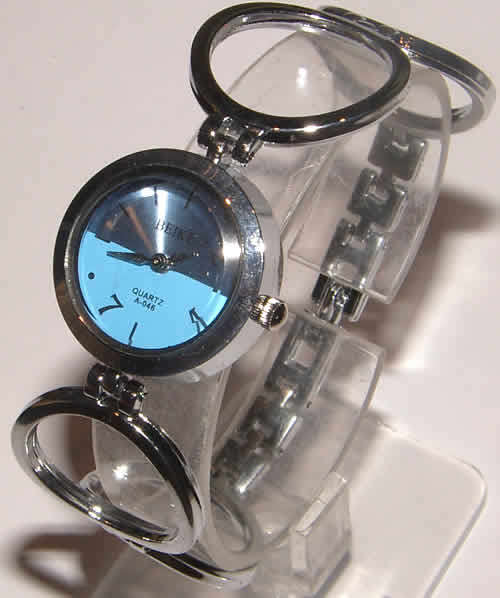 ELEGANT LADIES  WATCH FROM THE  BEIKE QUARTZ  COLLECTION!