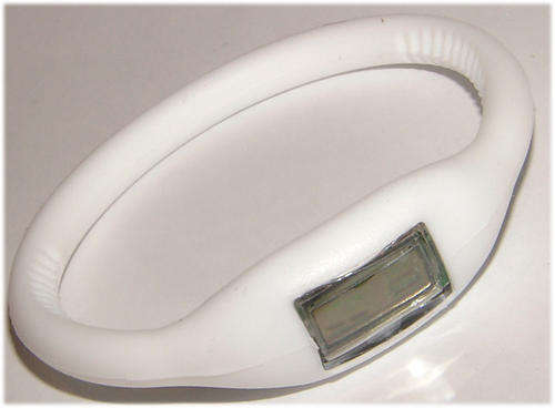 ***STRIKINGLY DIFFERENT*** SWEET JELLY SPORTS WRIST WATCH!