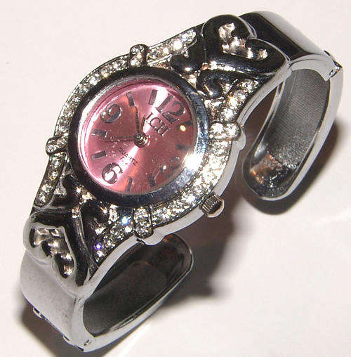 ELEGANT LADIES  WATCH FROM THE  ANNE CRYSTAL  COLLECTION!