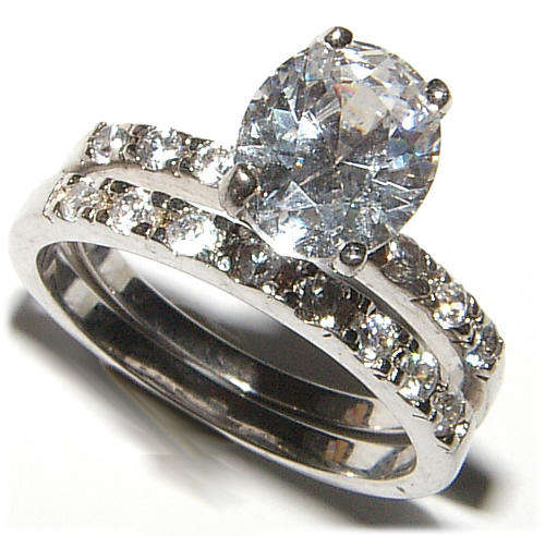 ***SPARKLING!!*** CLASSIC WEDDING RING SET - size 7