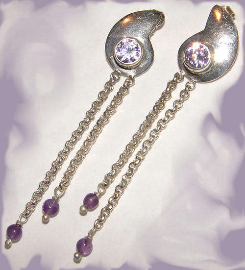 ***BEAUTIFUL!!!*** DANGLING EARRINGS WITH LAVENDER TANZANITES  AND AMETHYST BEADS!
