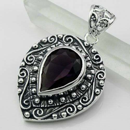 ***NATURAL GEMSTONES!!!***STUNNING NATURAL AMETHYST IN STERLING SILVER PENDANT!!!