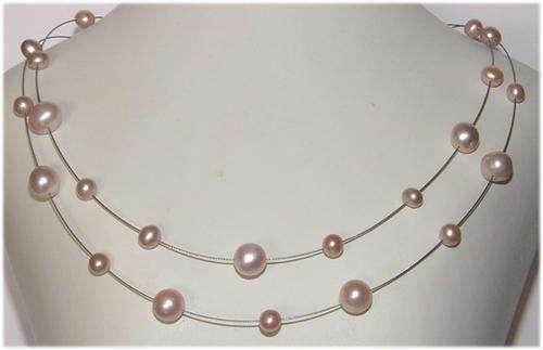 **Natural Pearls** Sweet Floating Necklace!