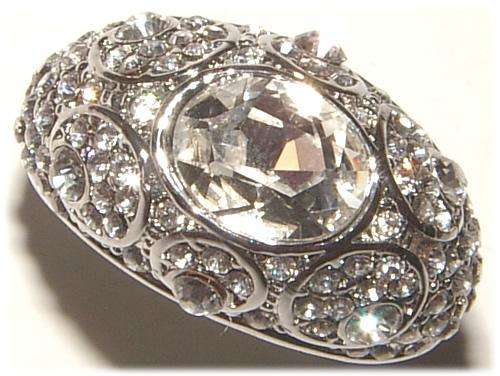BEAUTIFUL RHINESTONE ENCRUSTED DRESS RING - ***NEW***!