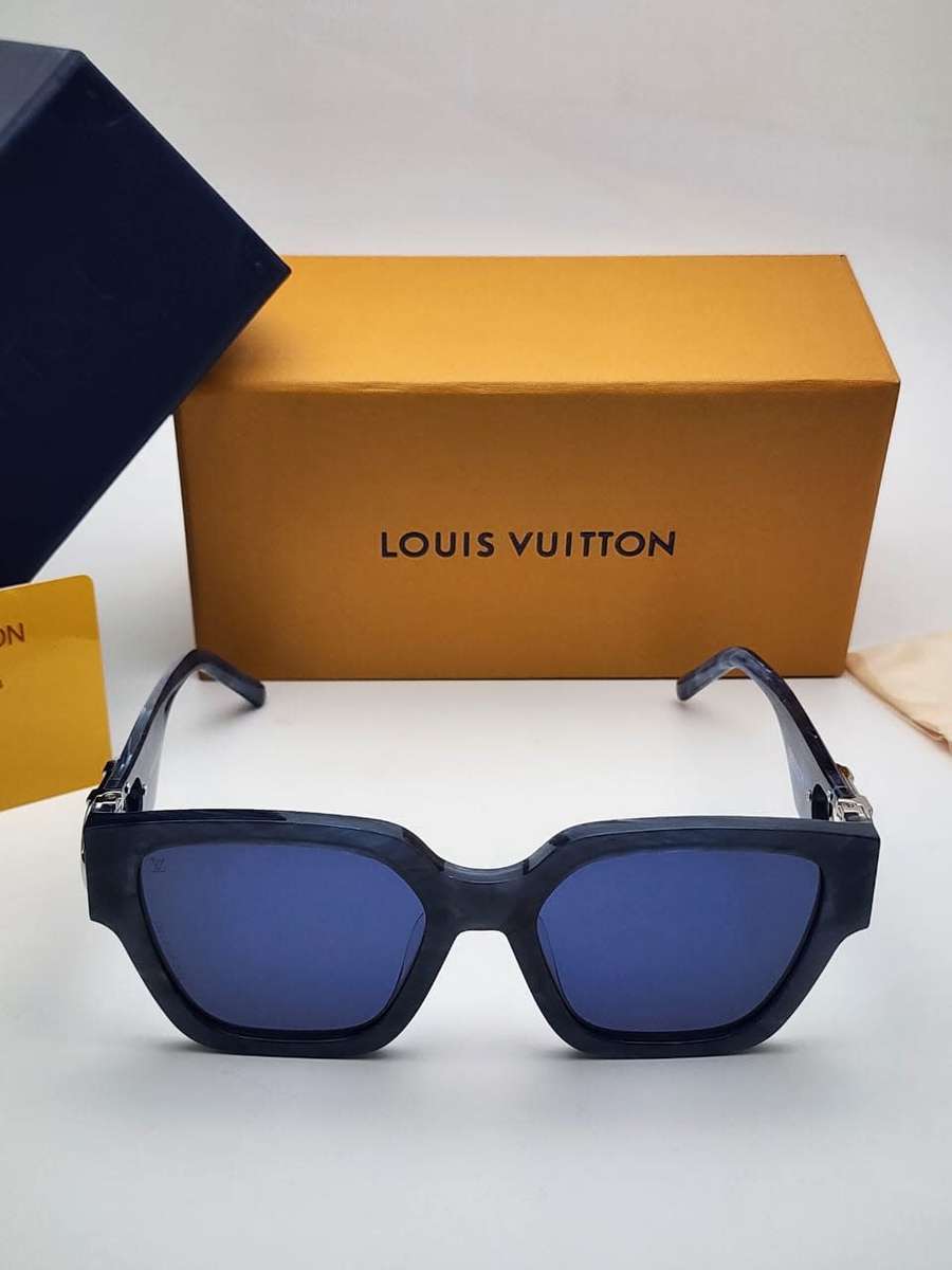 Louis Vuitton Link Square Sunglasses
