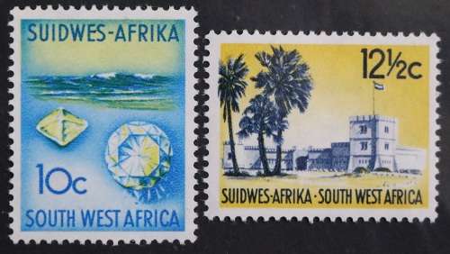 SACC 208, 209: 1961. 1st Dec. Def. iss.  10c Diamond ind., 12½c Fort Nam. MH and MNH.