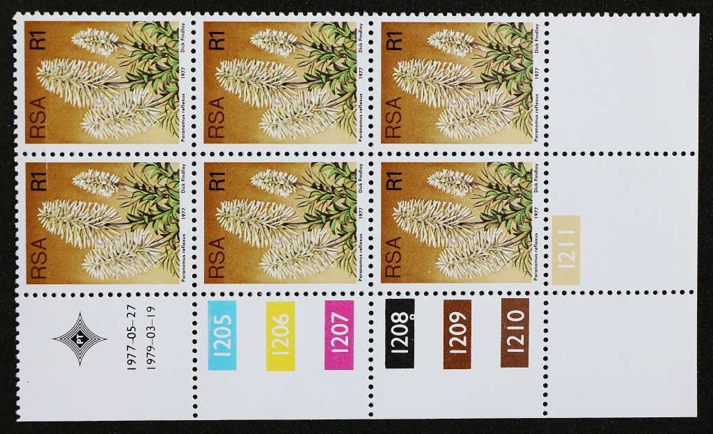 SACC 433:433a: 1982. 3rd Def. Iss. R1: 2 Contr. Blks. of 6, A+B, no dates,  + 3 panes of 6. MNH