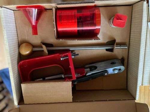 Lee challenger press kit