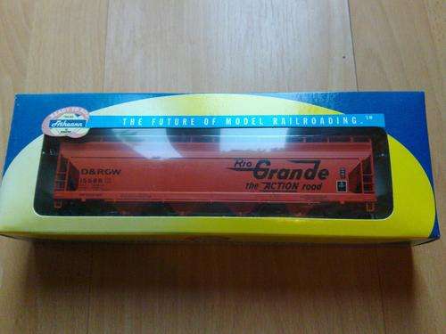 Athearn HO American Grain Hopper