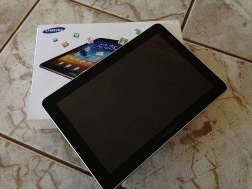 Samsung Tablet 10.1 32Gig (2012 model)