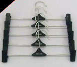 PLASTIC CLIP HANGER (BLACK)