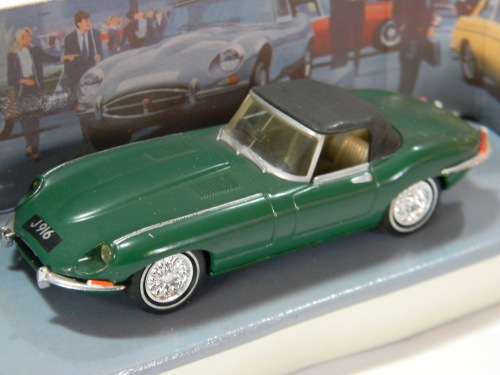 DINKY Matchbox Scale 1:43 in Box - 1968 Jaguar E-Type MK 1 1/2 ( DY-1 )