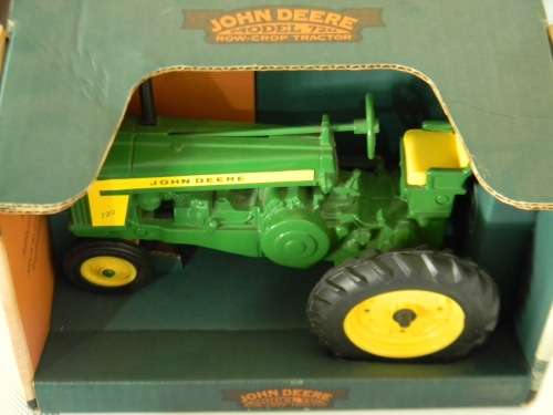 RARE ! 1996 John Deere 720 Row-Chop Tractor 1:16 ERTL Metal Die Cast Model ! Retails over R1200 !!
