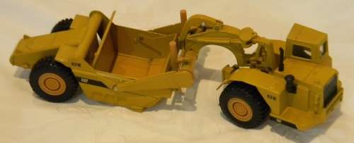 Rare ! Caterpillar 631 Tractor Scraper 1:50 ERTL Metal Die Cast Tractor !  R1800+ !!