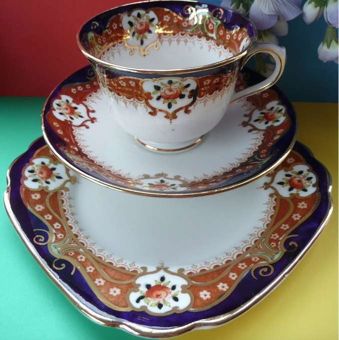 Stunning & Rare Royal Albert 1930's Blue & Gold Imari Crown Tea Trio !