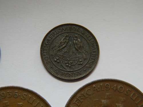 Group of 26 South African Farthings, 1/2 Pennies and Pennies 1923 - 1960 - Many UNC