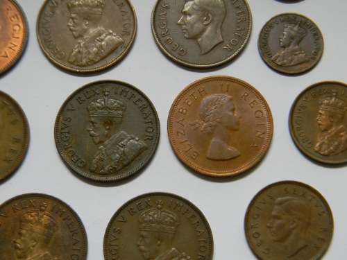 Group of 26 South African Farthings, 1/2 Pennies and Pennies 1923 - 1960 - Many UNC