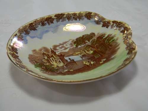 Stunning Maling Hand Painted Dish 1950 - Venice Scenes on Tinted scenes