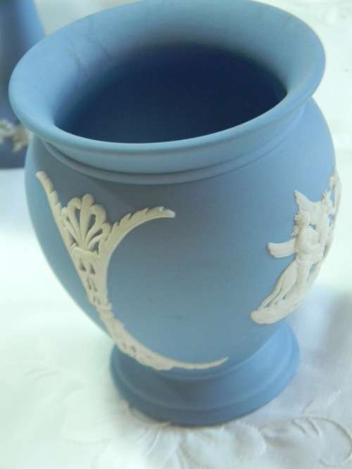 Stunning Wedgwood Blue & White - 2 Vases and a Tazza - 1 Bid For all !