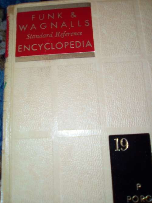 funk and wagnalls encyclopedia set of 25  just for nikki